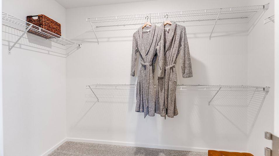 1704 Sherwood Owners WIC F2