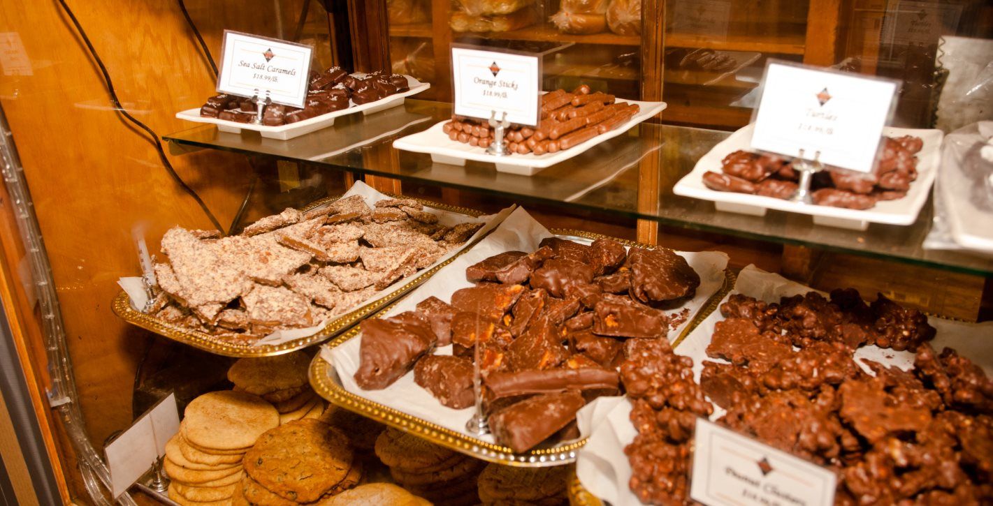 Pastries on a bakery shelf