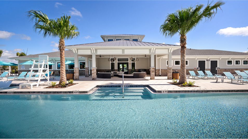 Prosperity Lakes Amenity Pool 16of33 081325