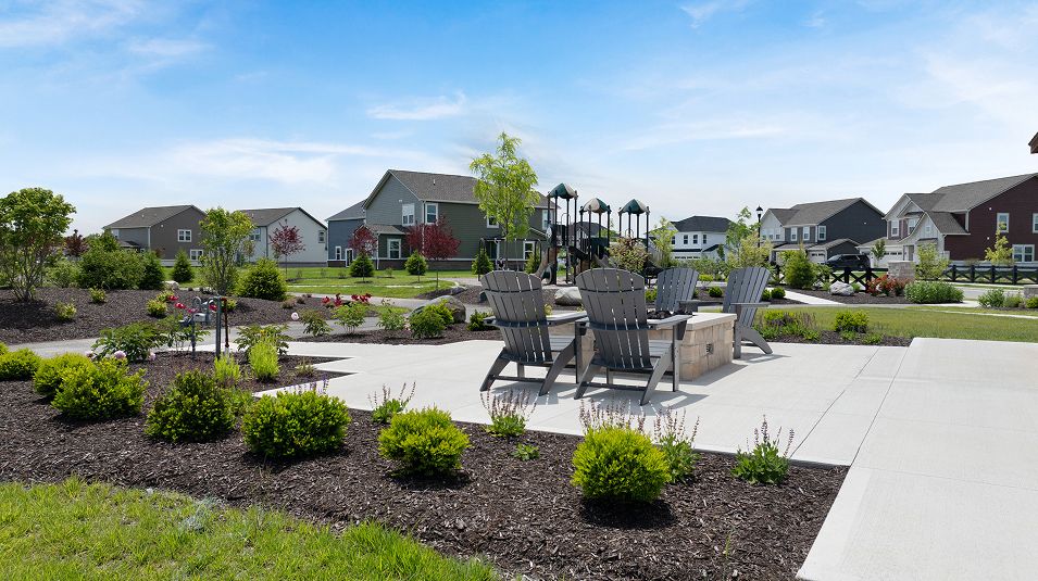 Alexander Ridge Amenity Picnic 2of2