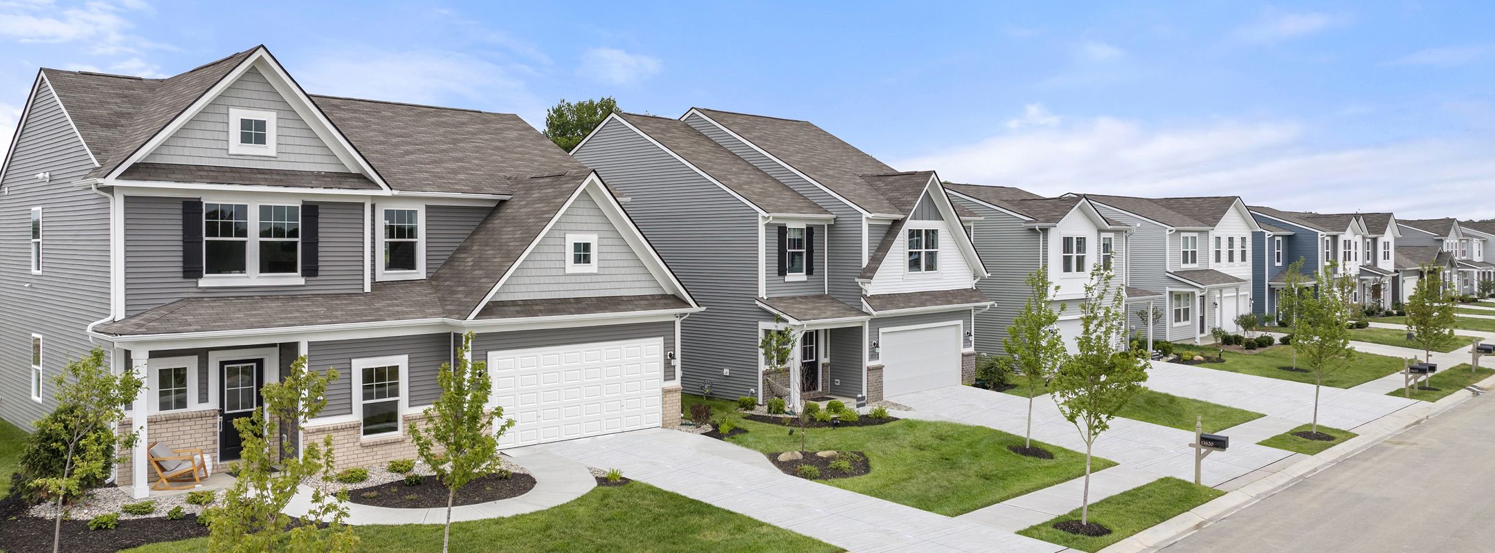 Venture Loudoun Place Aerial Streetscape