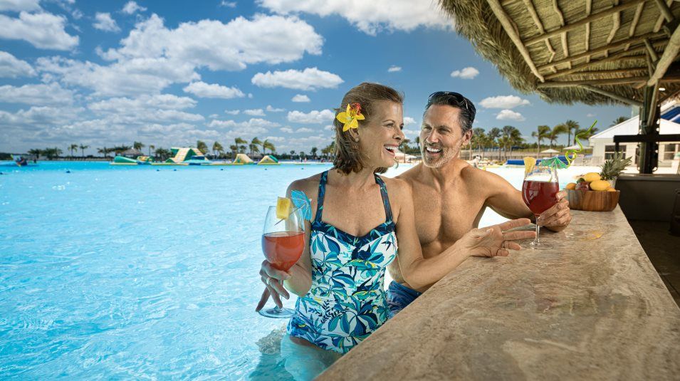 Mirada lagoon bar