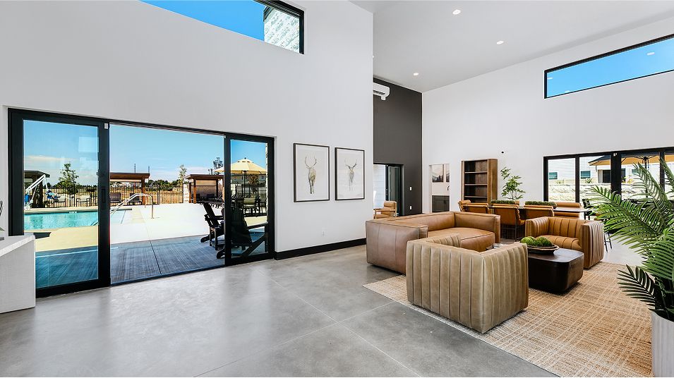 Eagle Ridge Amenity Club House 3of3