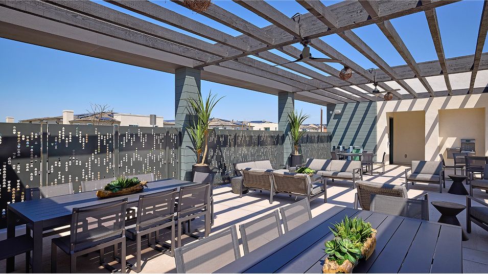 041125 Sunbow Amenity Picnic Area 1of2