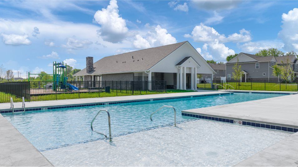 Vineyard Grove Amenity Pool