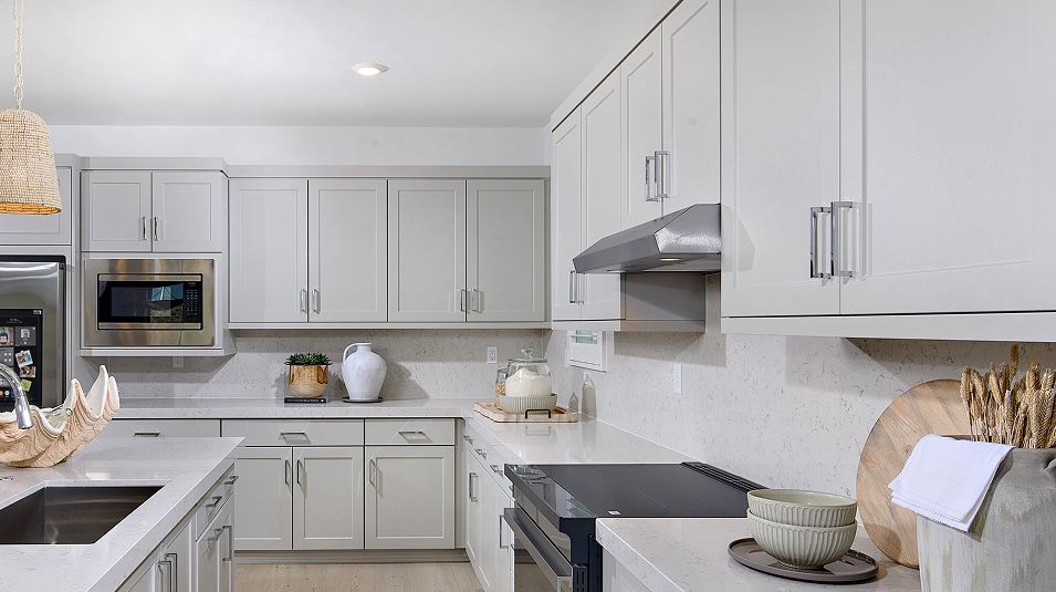 Magnolia North River Farms Res2 Kitchen 4of4 F1