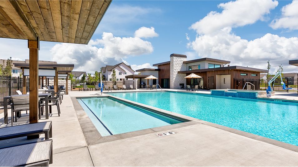 Eagle Ridge Amenity Pool 14of14