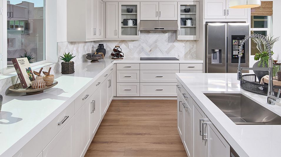 Apex The Hill District Res3 EI Owners Bath 1of2 F3