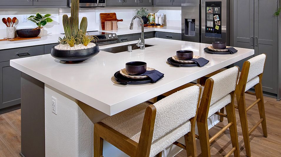 Luna Sunbow Res1 Kitchen 1of3 F1