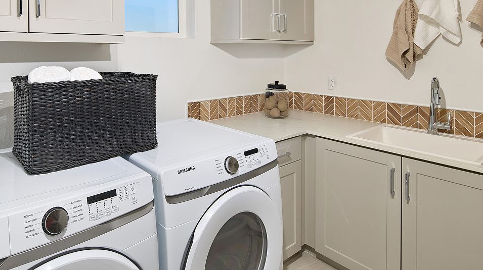 Apex The Hill District Res3 Laundry F3