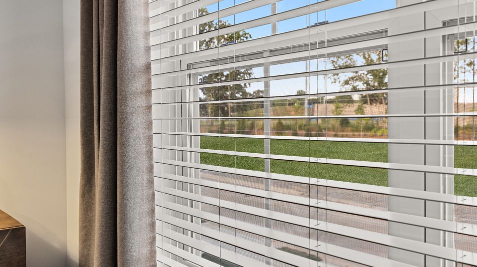 Divisional EI Model Blinds