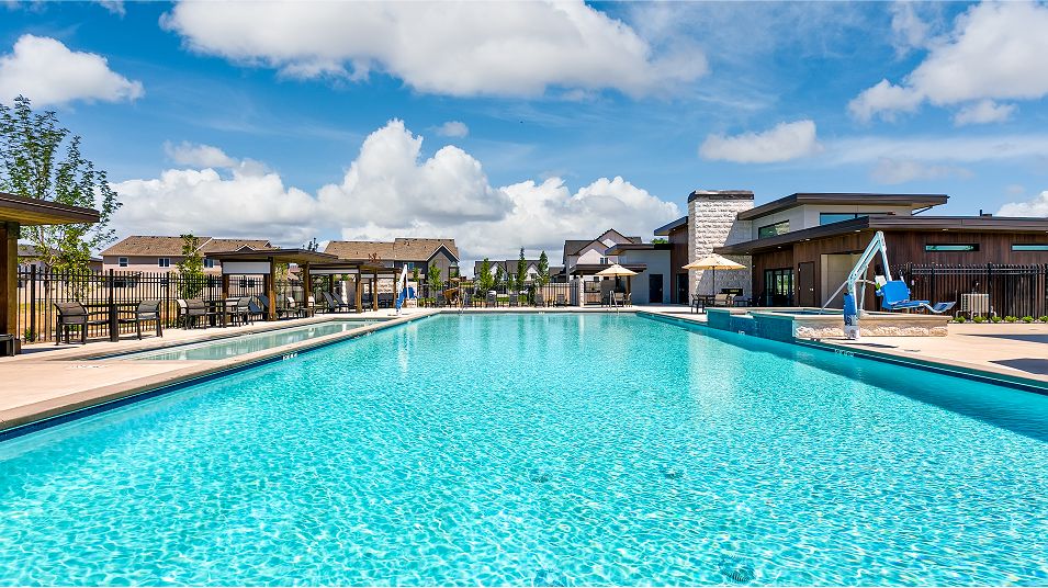 Eagle Ridge Amenity Pool 5of14
