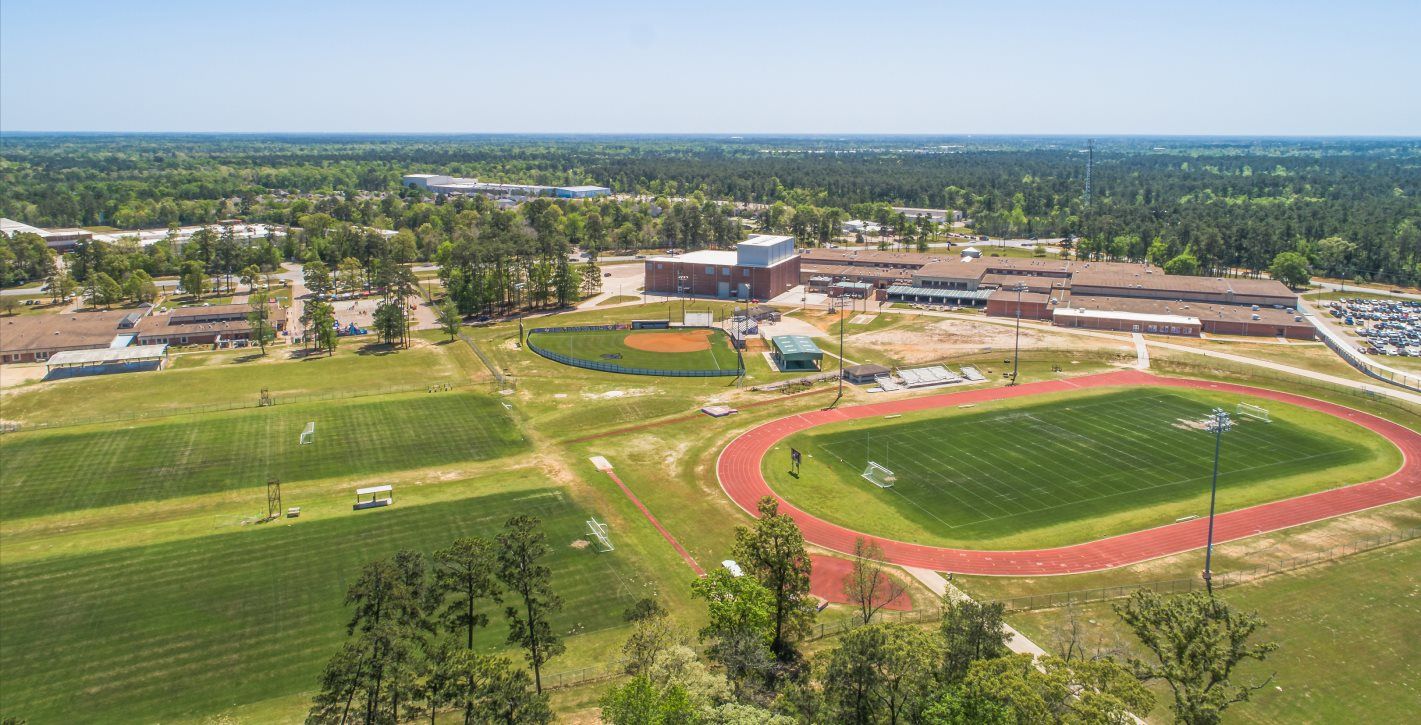 Wills Nearby schools and parks