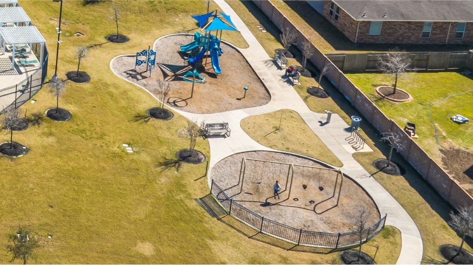 Lago Mar Playground Amenity 3