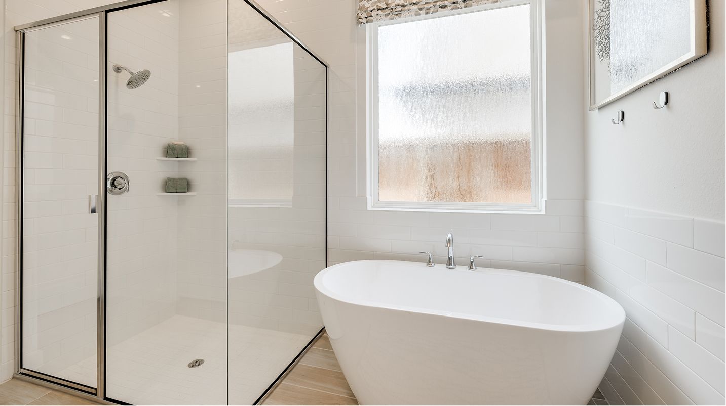 Ei Ownerbath Tile Surround