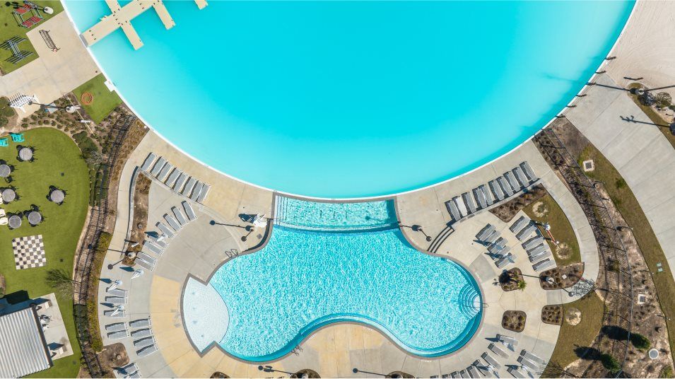 Lago Mar Pool Amenity 4