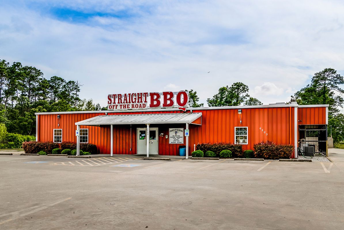 Crosby Straight Off The Road Restaurant 052325