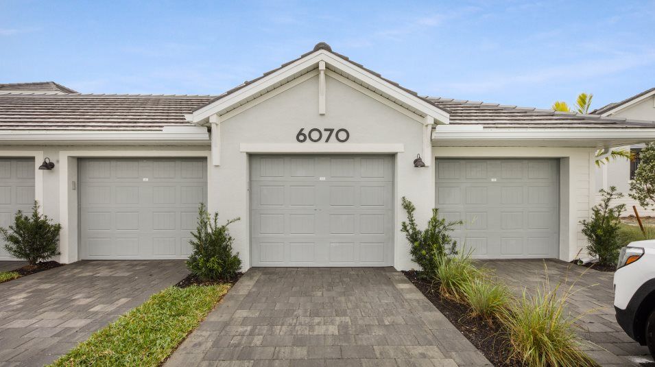 Hurricane-rated garage