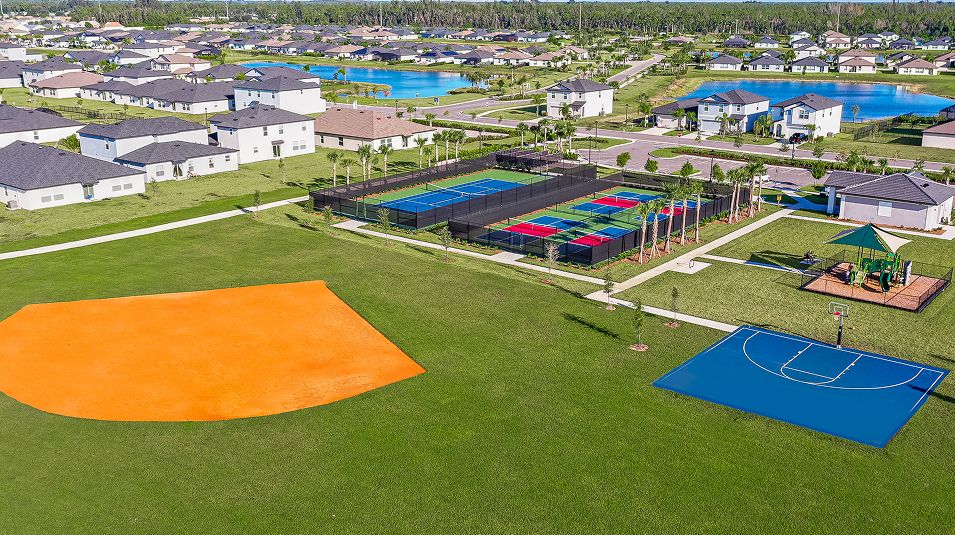 Crane Landing Amenity Aerial Sports Courts 4of5 10 24 25