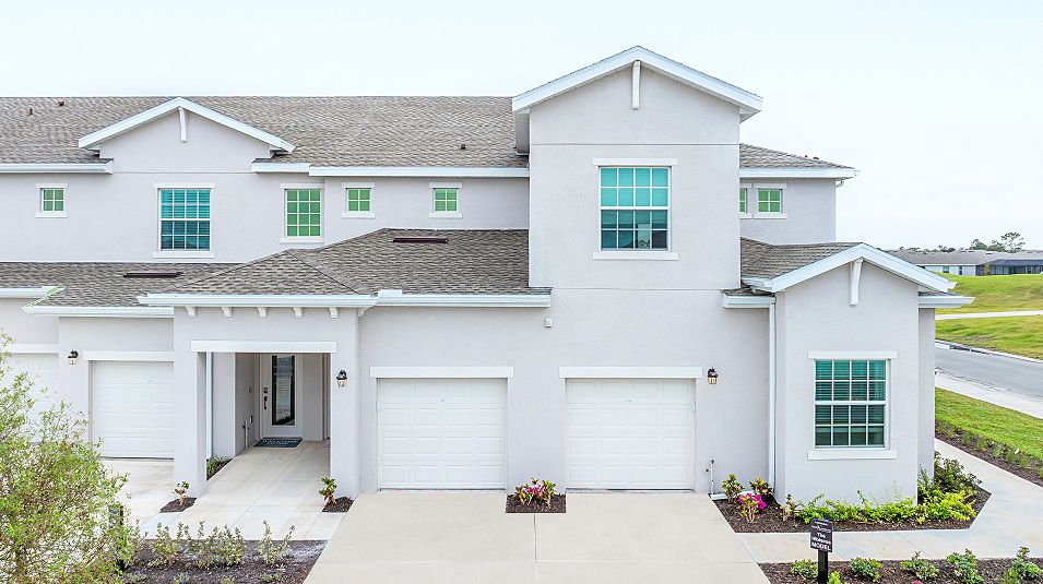 Carriage Homes Ibis Landing EI One Car Garage