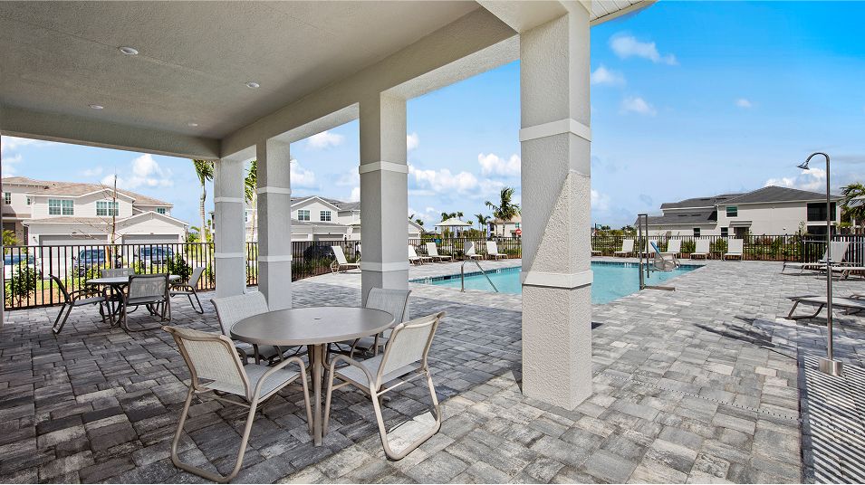 Willowgreen Amenity Pool 6of10 4 21 25