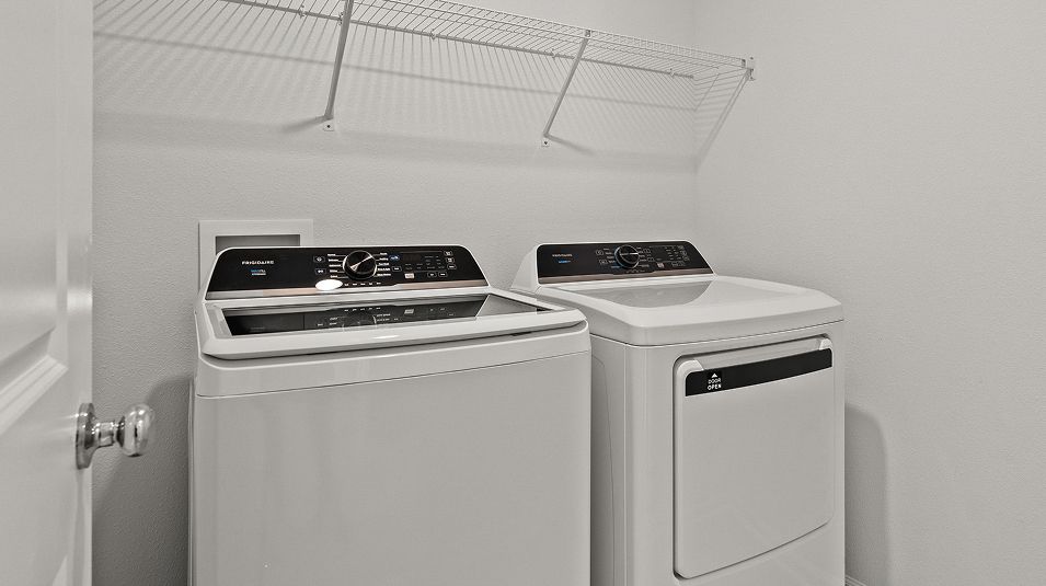 Pine Meadows Dawn EI Washer Dryer 7 16 25