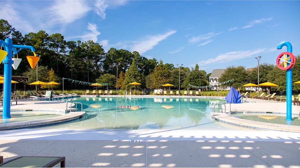 Carnes Crossroads Amenity Pool 2of3