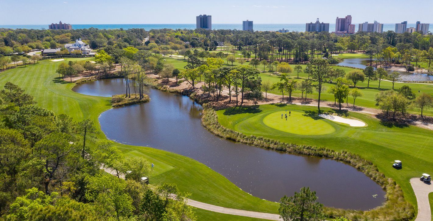Golf Pine Lakes