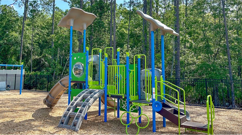 St Augustine Lakes Playground 1of1 9 18 25