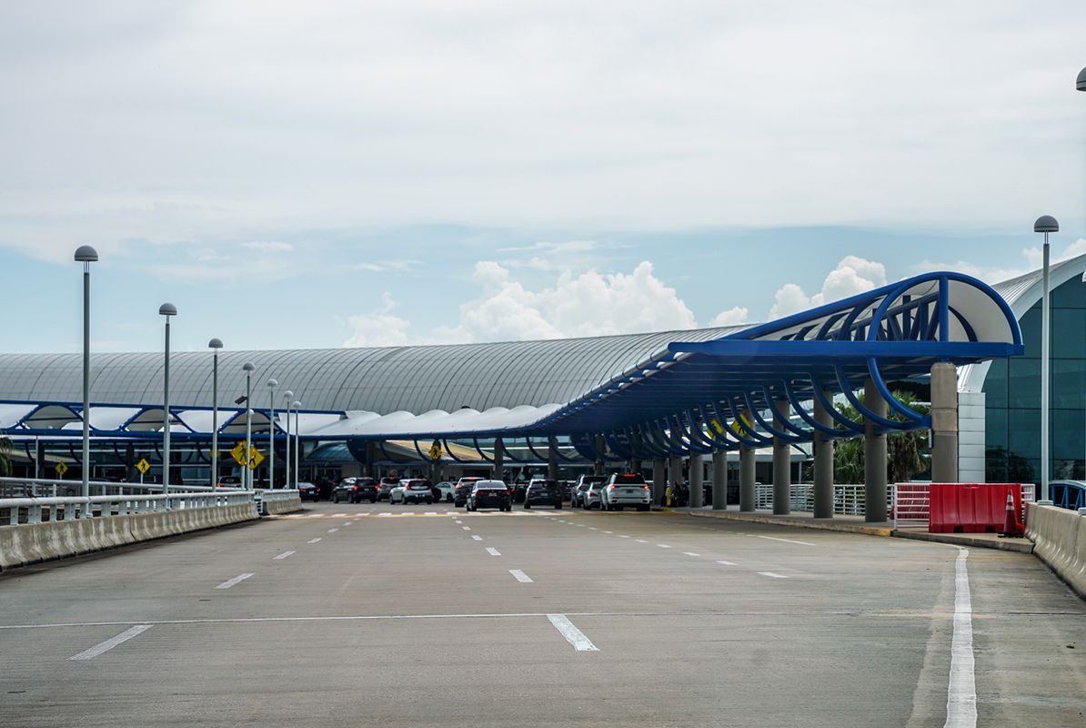 Jacksonville Jax Airport Photoshoot 4 9 4 25