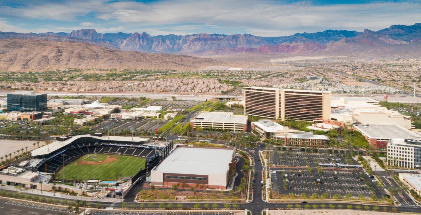 casa en Mockingbird at Summerlin por Lennar