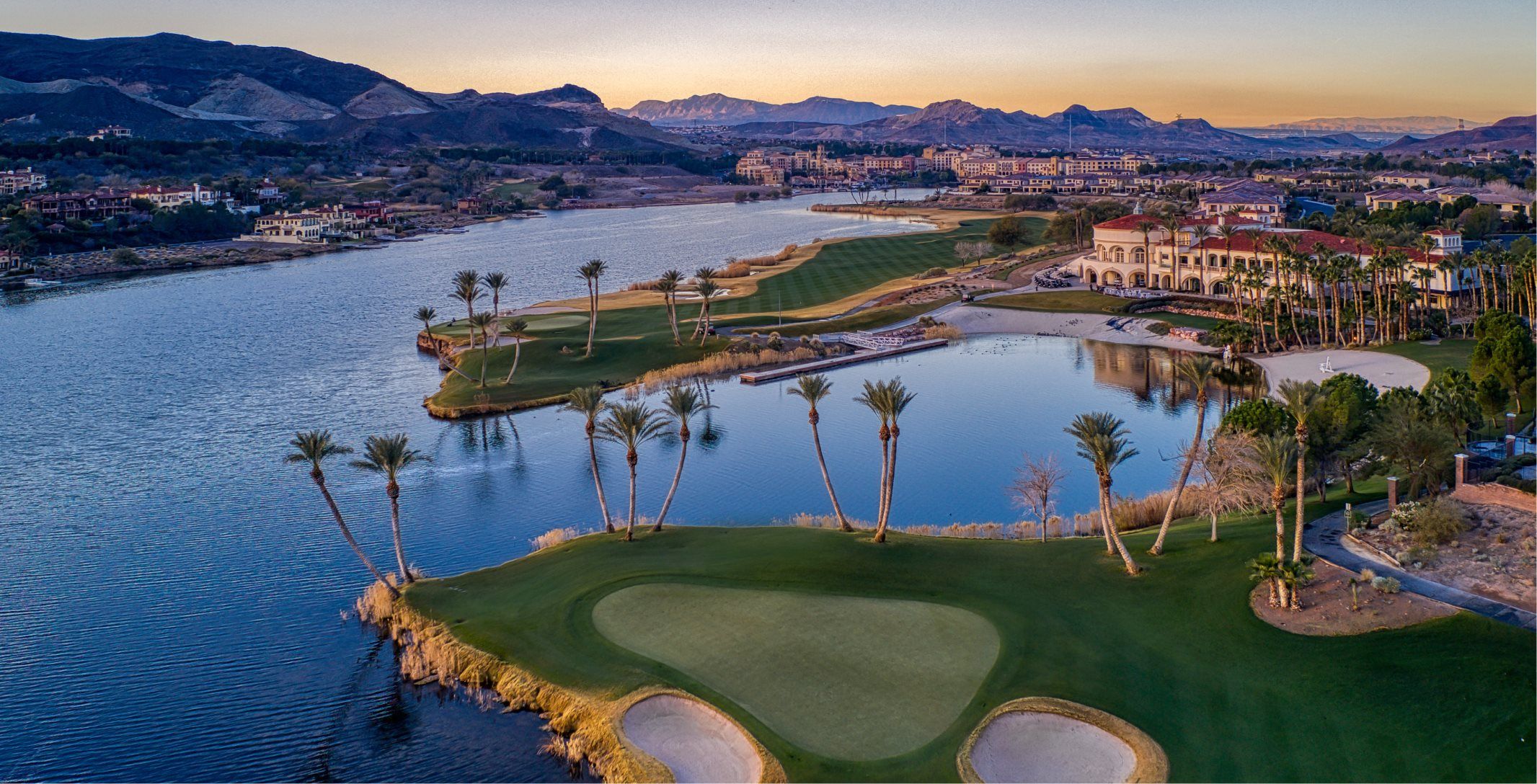 casa en Riviera Vista at Lake Las Vegas por Lennar