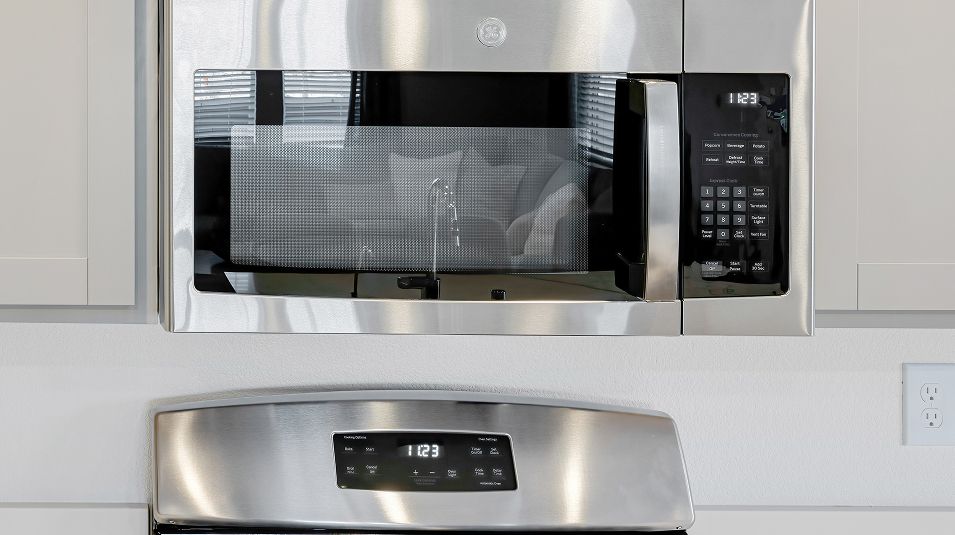 The Fields EI Microwave F1