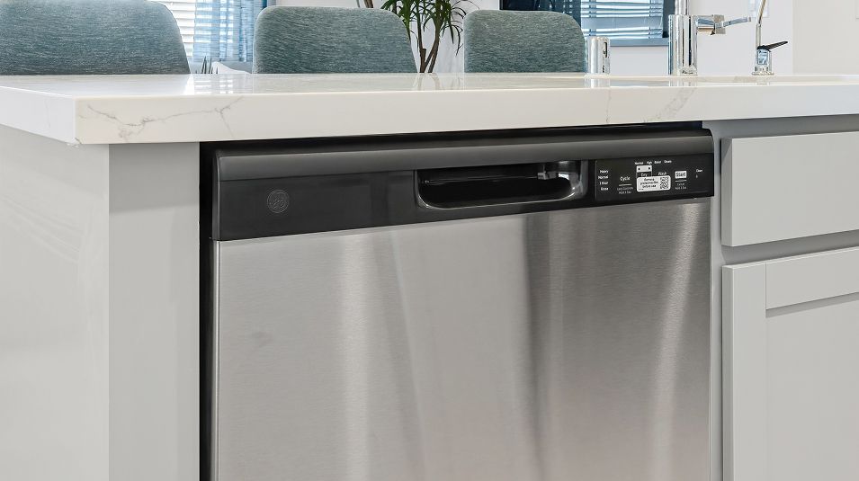 Presley Place EI Kitchen Dishwasher F1