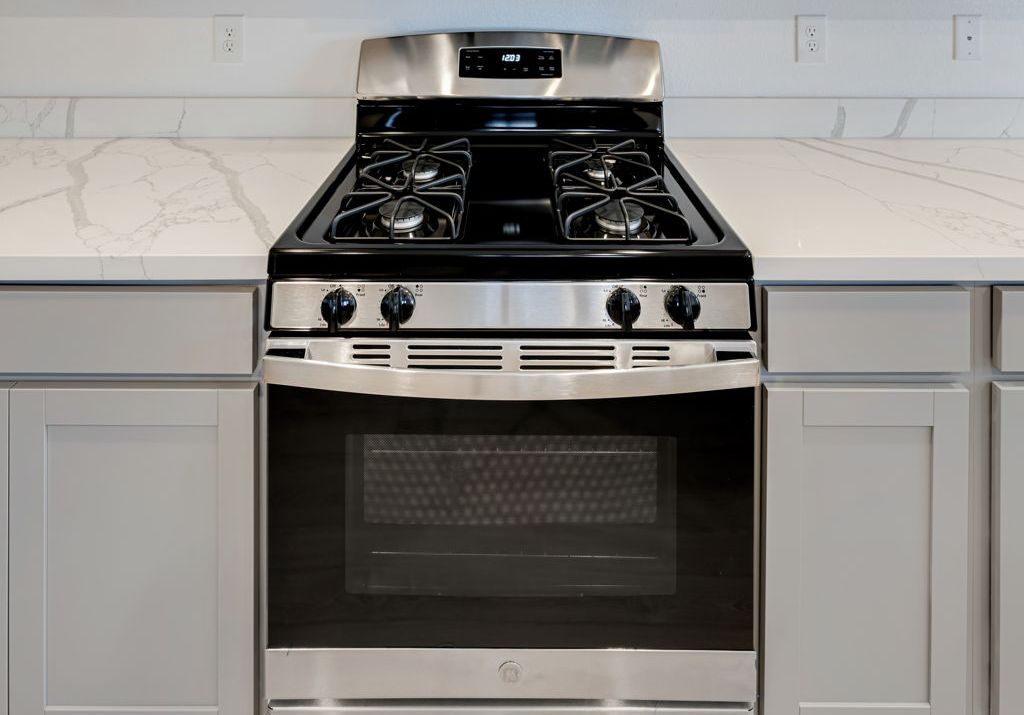 10 web or mls Hampton Rhett Features 10