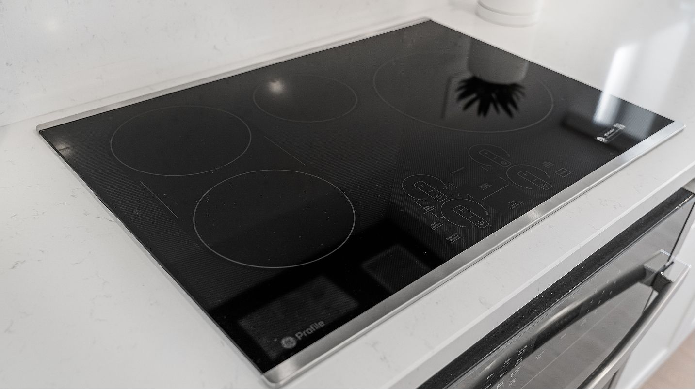 Sierra Crest The Groves EI Cooktop F1