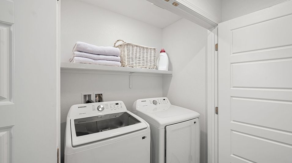 Heritage Square Paxton Nadia EI Washer Dryer F2