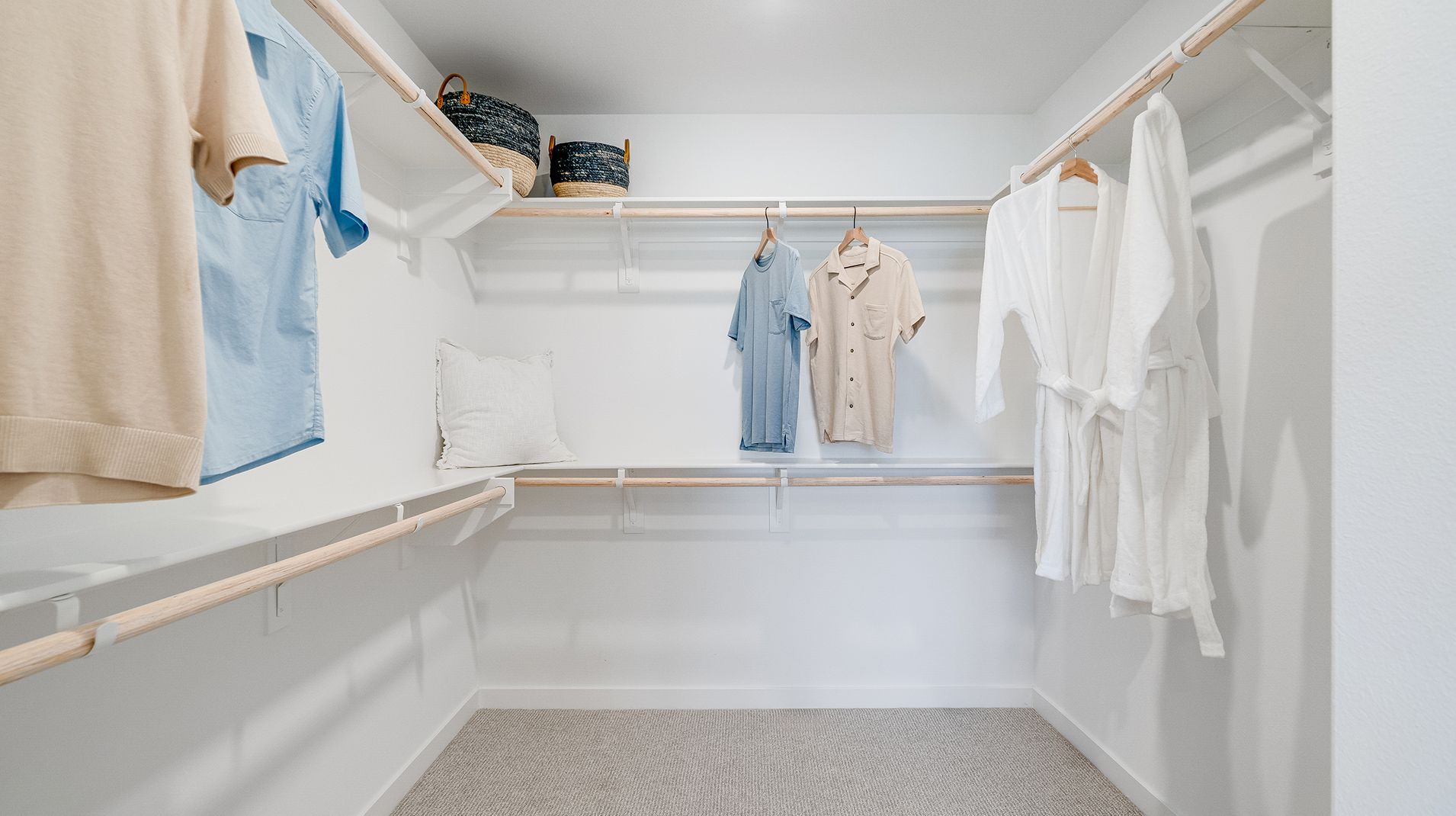 Aviator Renaissance Res1 Owners WIC F2