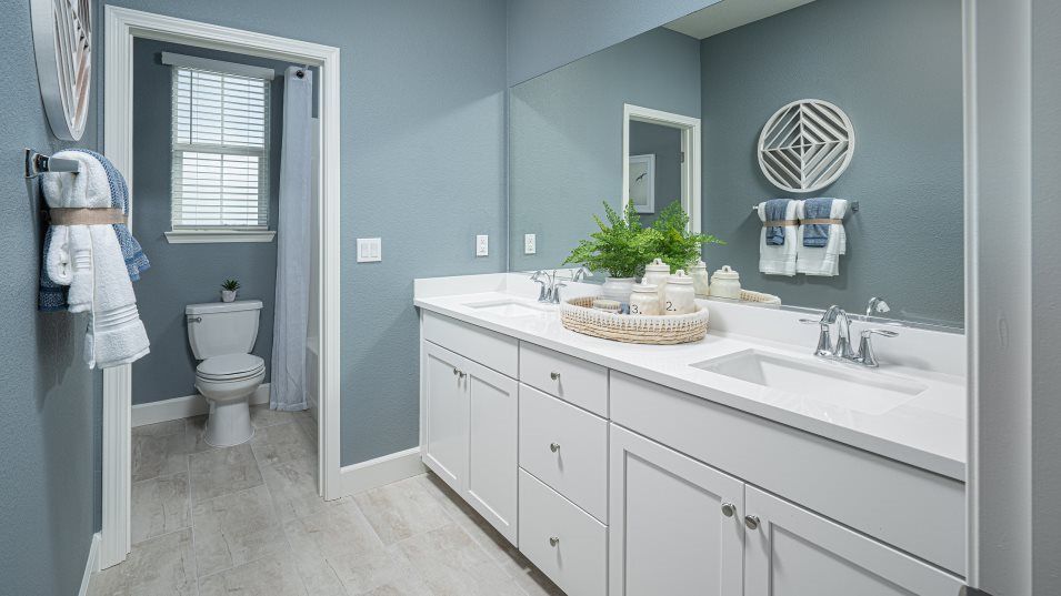 Residence 1774 Bathroom 2