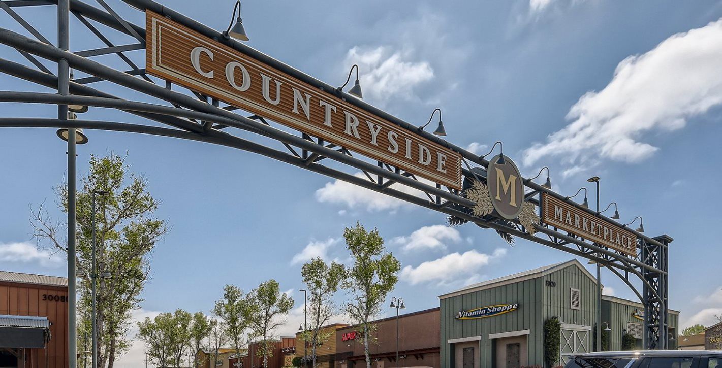 Menifee Countryside Marketplace entrance
