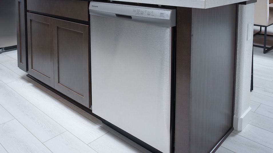 Cyan The Preserve EI Dishwasher F1