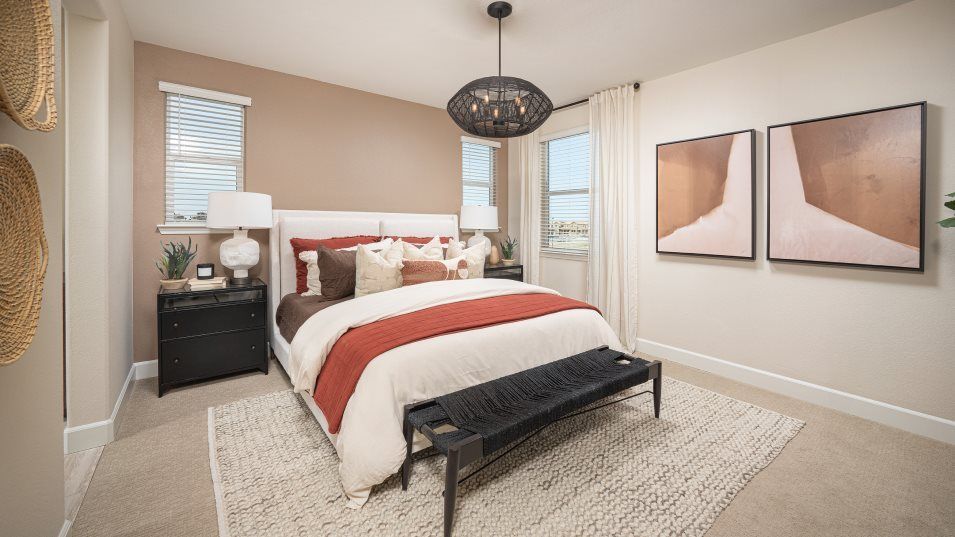 Residence 1945 Primary Suite