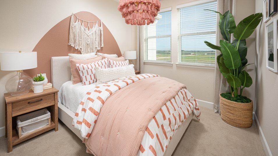 Residence 1945 Bedroom 3