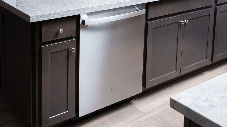 081425 Sungate Northpoint Ei Dishwasher F1