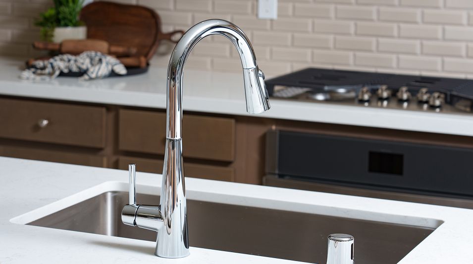 073125 Lakeside Westlake EI Kitchen Sink F1