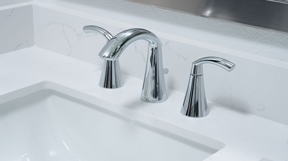 Breezes EI Bath Hardware F1