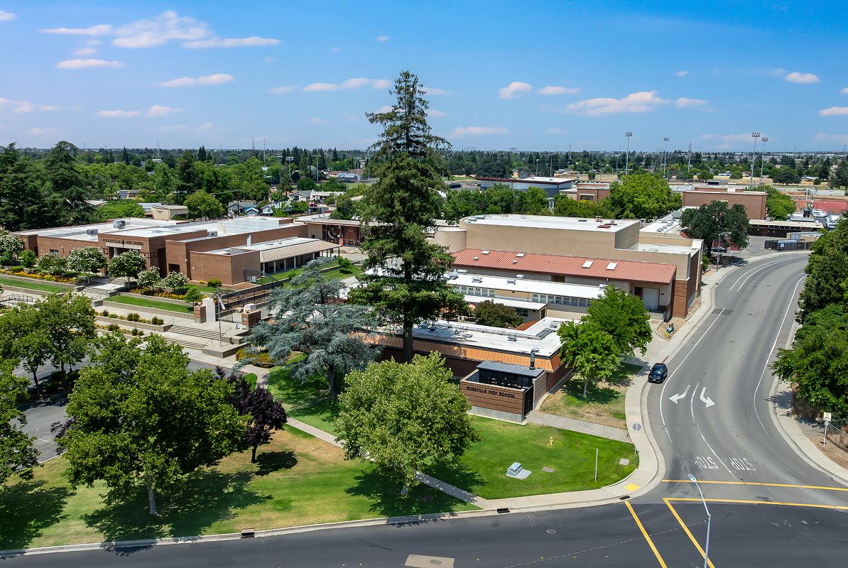 Roseville Roseville High School (1)