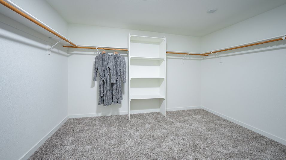 Rock Creek EI Walk In Closet F2