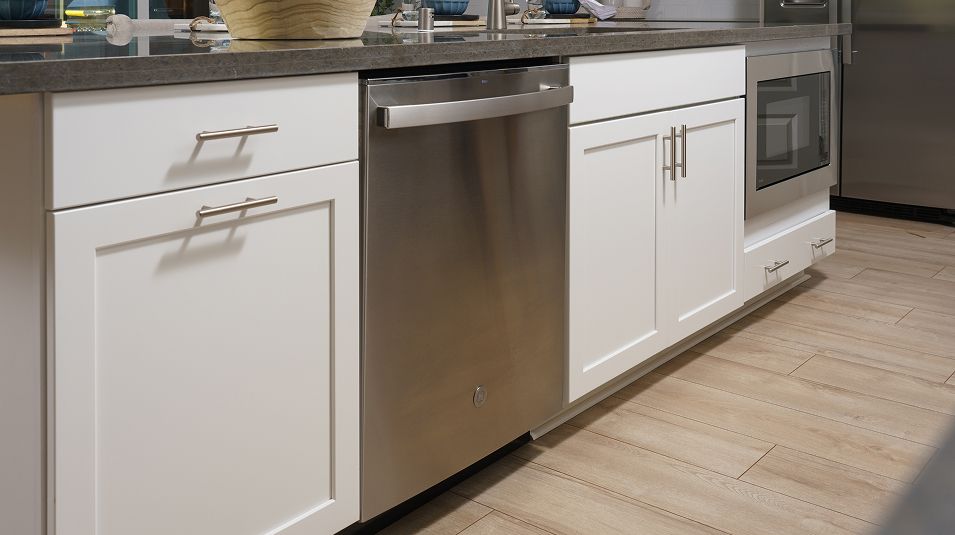Breckenridge Sierra West EI Dishwasher
