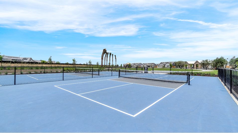071425 Heritage Grove Amenity Pickleball Court 1of2